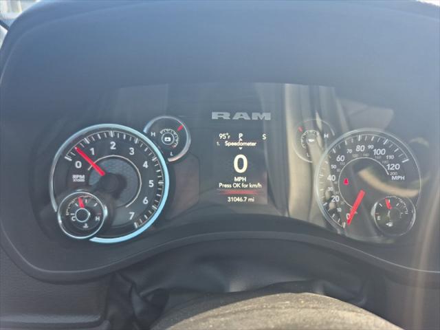 2023 Ram 1500 Big Horn Crew Cab 4x4 64 Box