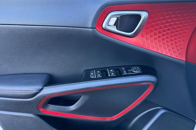 2023 Kia Soul GT-Line