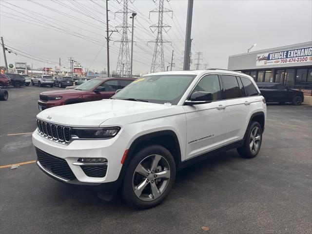 2022 Jeep Grand Cherokee Limited 4x4 2022 Jeep Grand Cherokee Limited 4x4