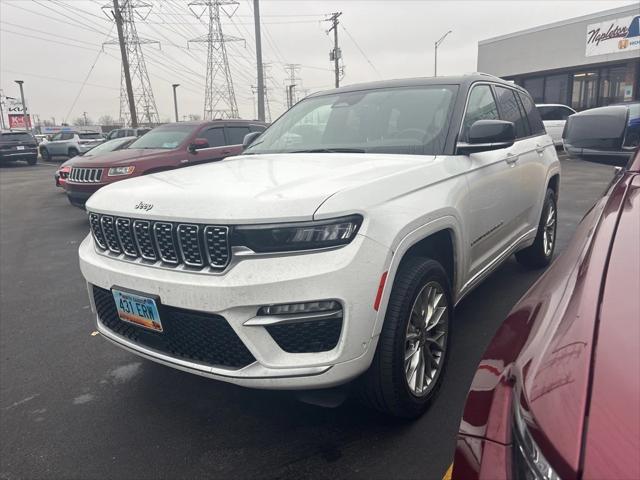 2022 Jeep Grand Cherokee Summit 4x4 2022 Jeep Grand Cherokee Summit 4x4
