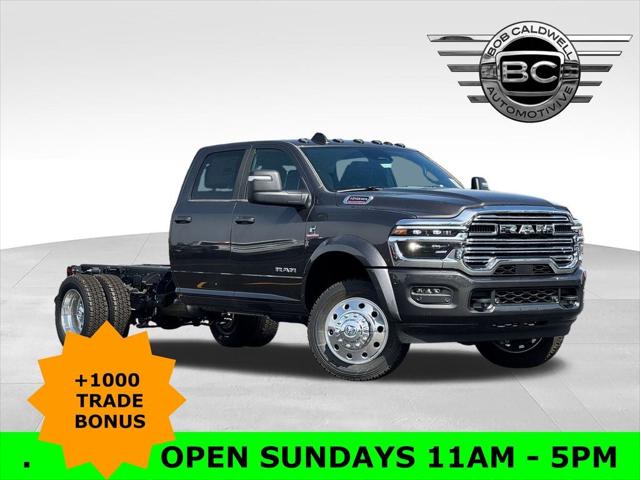2026 RAM 5500 Chassis RAM 5500 BIG HORN CHASSIS CREW CAB 4X4 60 CA