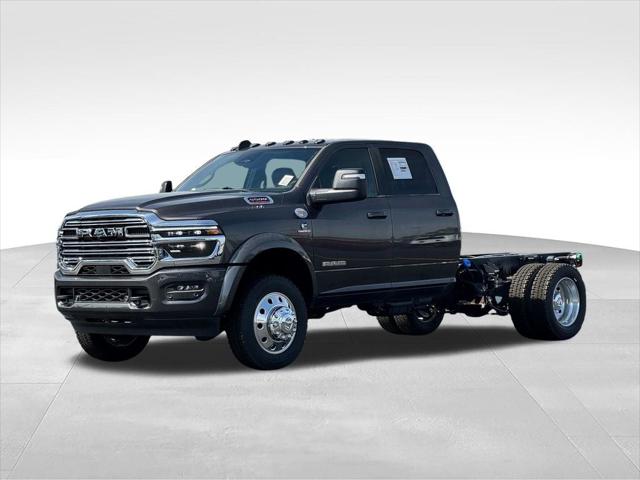 2026 RAM 5500 Chassis RAM 5500 BIG HORN CHASSIS CREW CAB 4X4 60 CA