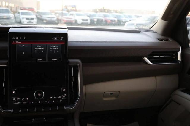 2025 GMC Yukon XL 4WD Denali