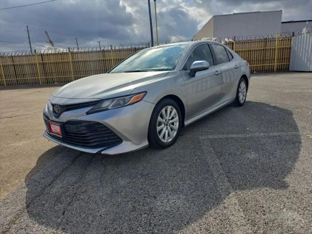 2018 Toyota Camry LE for sale in Dallas, TX