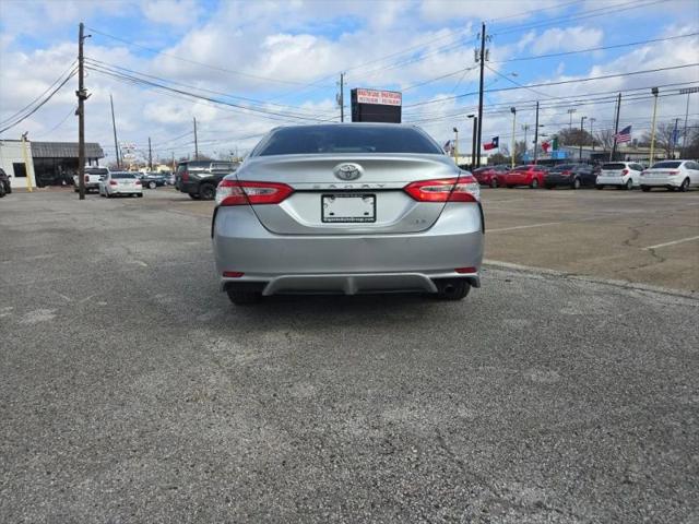 2018 Toyota Camry LE