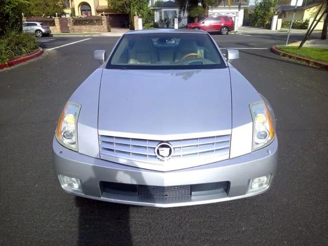 2004 Cadillac XLR Standard