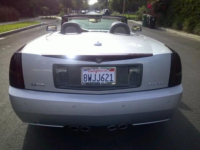 2004 Cadillac XLR Standard