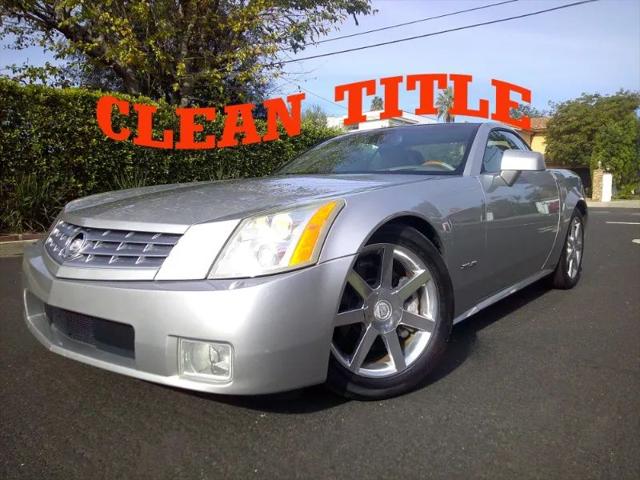 2004 Cadillac XLR Standard