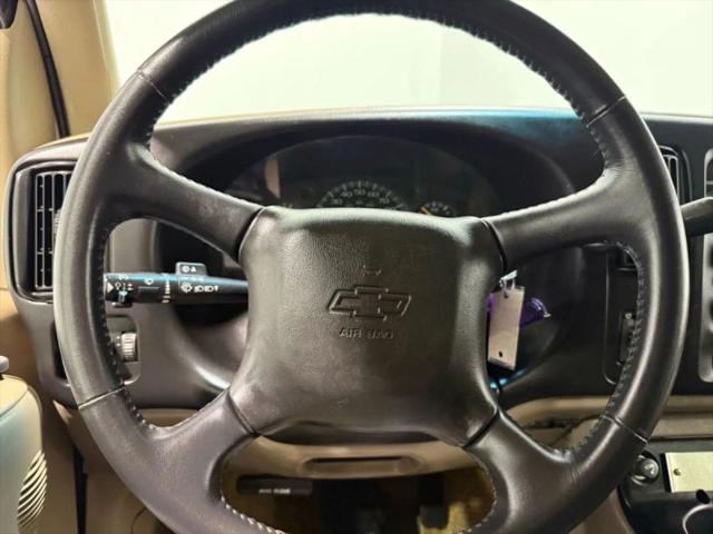 2002 Chevrolet Express Base