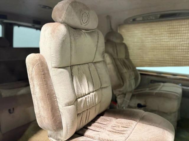 2002 Chevrolet Express Base