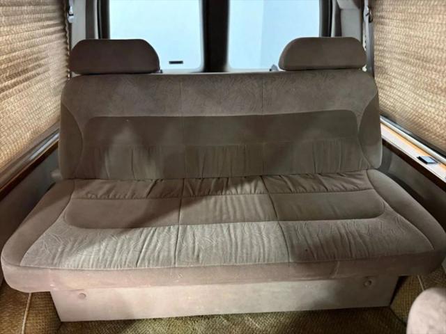 2002 Chevrolet Express Base
