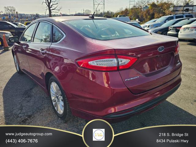 2015 Ford Fusion Hybrid SE