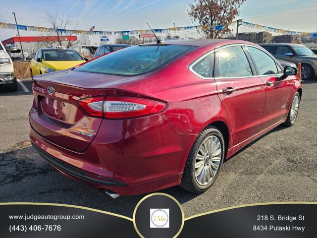 2015 Ford Fusion Hybrid SE