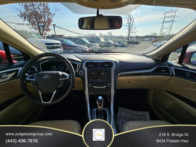2015 Ford Fusion Hybrid SE