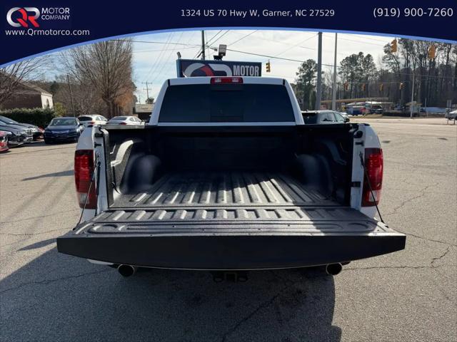 2017 Ram 1500 Night Crew Cab 4x4 5'7" Box