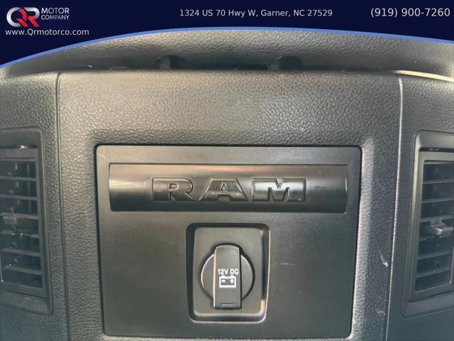 2017 Ram 1500 Night Crew Cab 4x4 5'7" Box