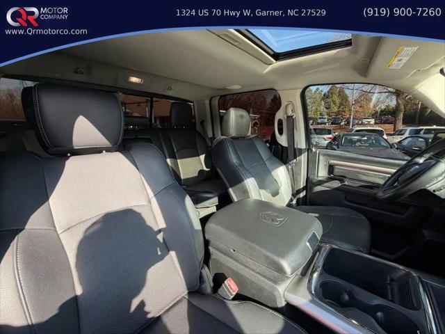 2017 Ram 1500 Night Crew Cab 4x4 5'7" Box
