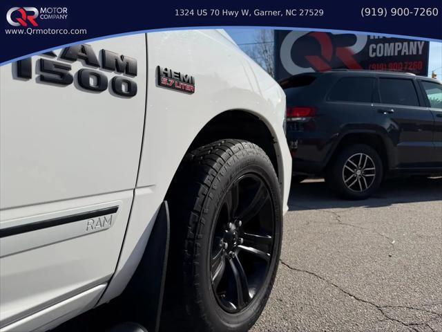 2017 Ram 1500 Night Crew Cab 4x4 5'7" Box
