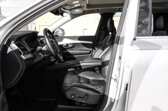 2018 Volvo XC90 T5 Momentum