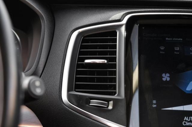 2018 Volvo XC90 T5 Momentum