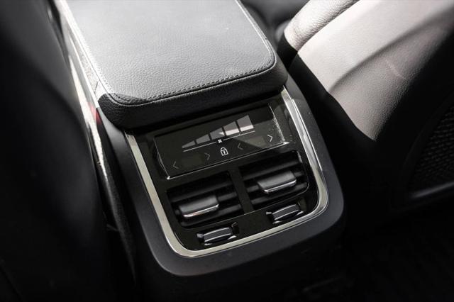 2018 Volvo XC90 T5 Momentum