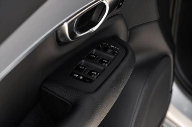 2018 Volvo XC90 T5 Momentum