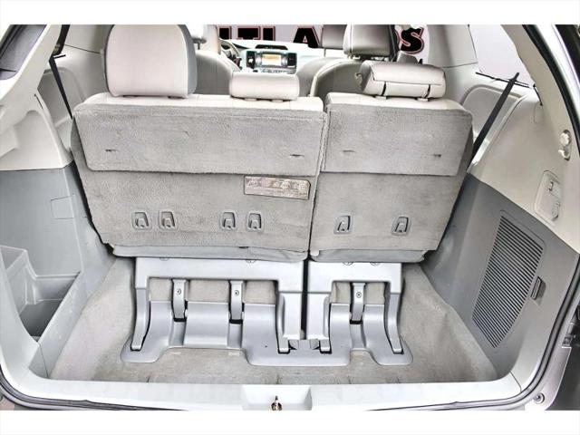 2011 Toyota Sienna XLE V6