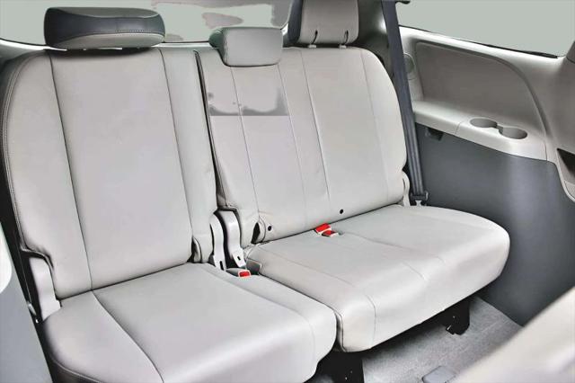 2011 Toyota Sienna XLE V6