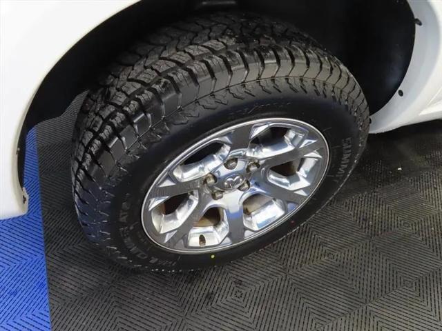 2017 Ram 1500 Laramie Quad Cab 4x2 6'4" Box