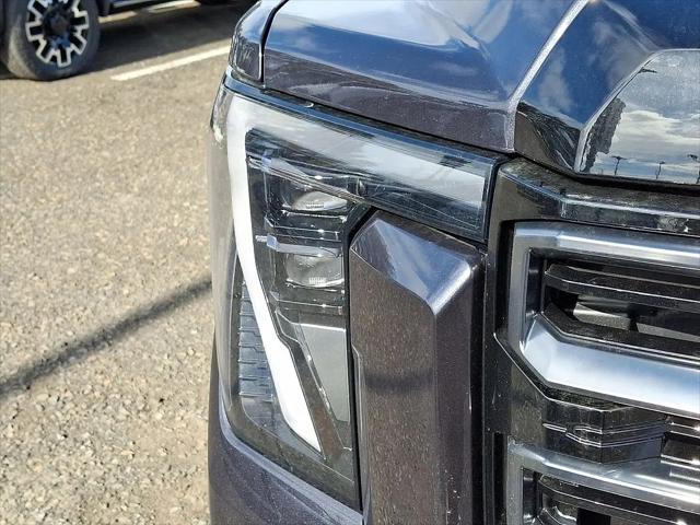 2026 GMC Sierra 2500HD Crew Cab, Standard Bed, AT4, 4WD