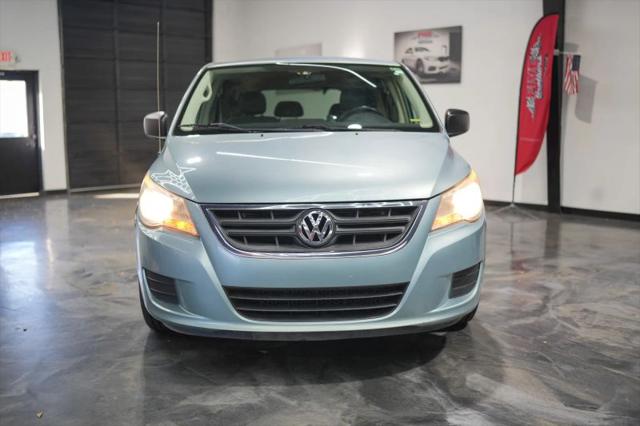 2009 Volkswagen Routan S