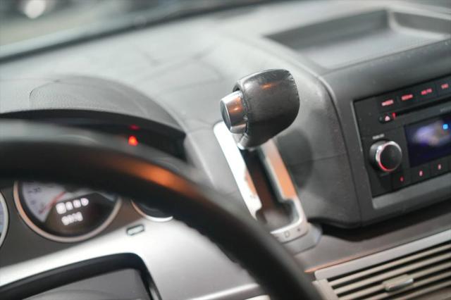 2009 Volkswagen Routan S