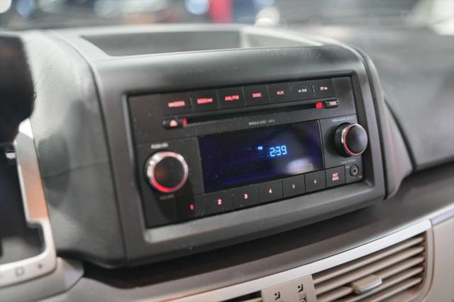 2009 Volkswagen Routan S