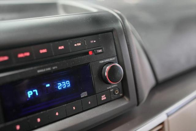 2009 Volkswagen Routan S