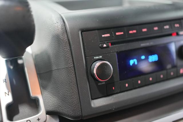2009 Volkswagen Routan S