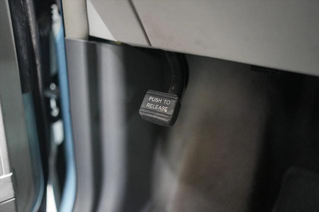 2009 Volkswagen Routan S