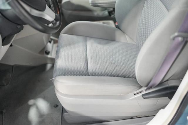 2009 Volkswagen Routan S
