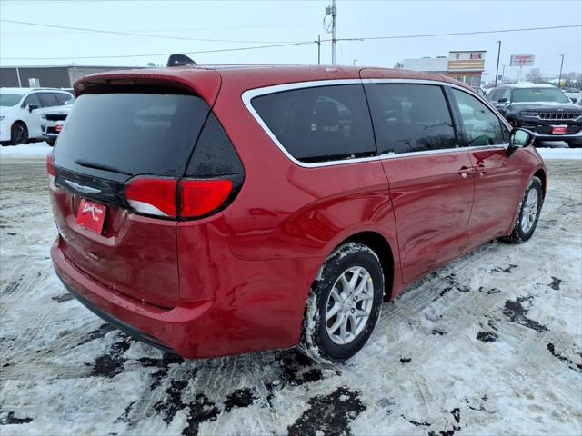 2026 Chrysler Voyager LX