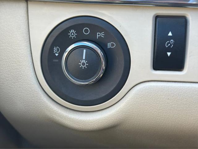 2014 Lincoln MKS Base