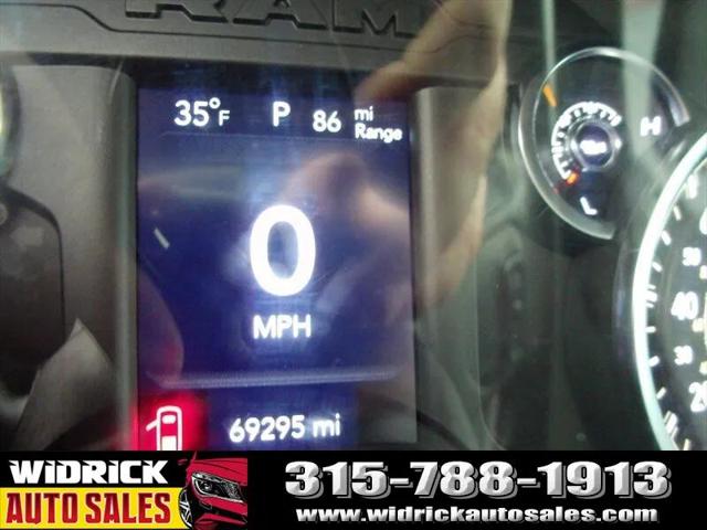2022 Ram 1500 Big Horn Crew Cab 4x4 6'4" Box