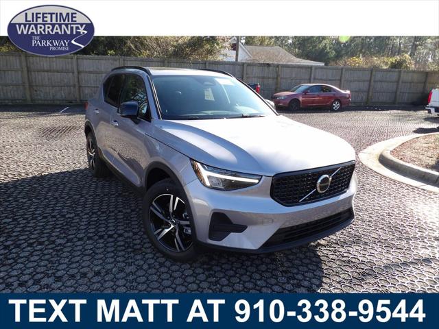 2026 Volvo XC40 B5 Core Dark Theme for sale in Wilmington, NC