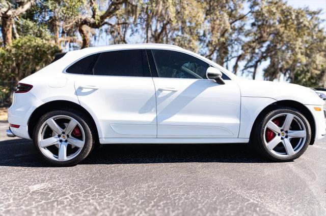 2015 Porsche Macan Turbo