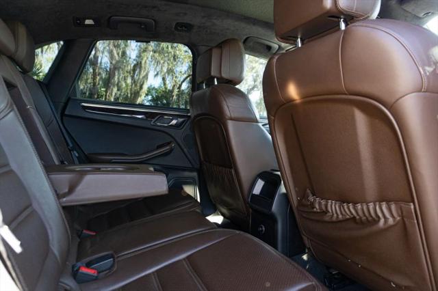 2015 Porsche Macan Turbo