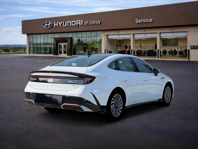 2026 Hyundai Sonata Hybrid SEL