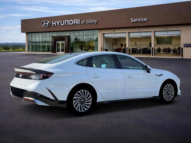 2026 Hyundai Sonata Hybrid SEL