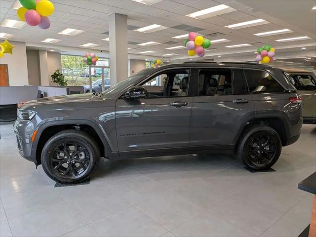 2026 Jeep Grand Cherokee Altitude 4x4
