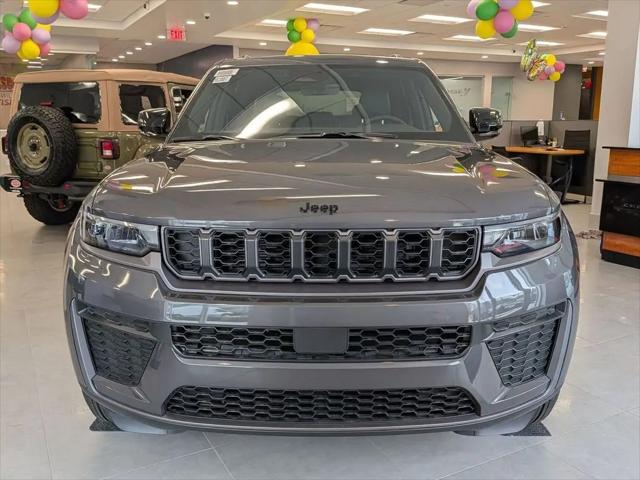 2026 Jeep Grand Cherokee Altitude 4x4