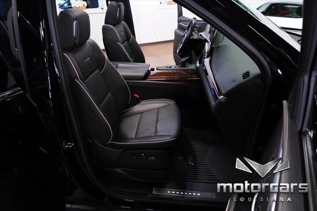 2022 Cadillac Escalade ESV 4WD Premium Luxury