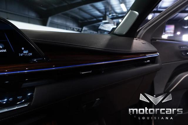 2022 Cadillac Escalade ESV 4WD Premium Luxury