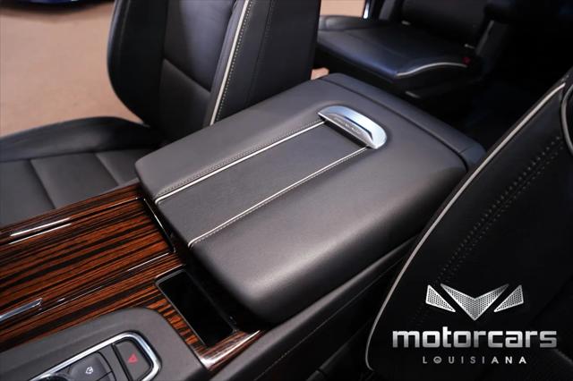 2022 Cadillac Escalade ESV 4WD Premium Luxury